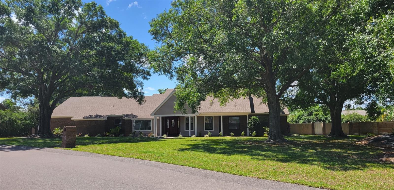 LAKE POINT SOUTH - Residential