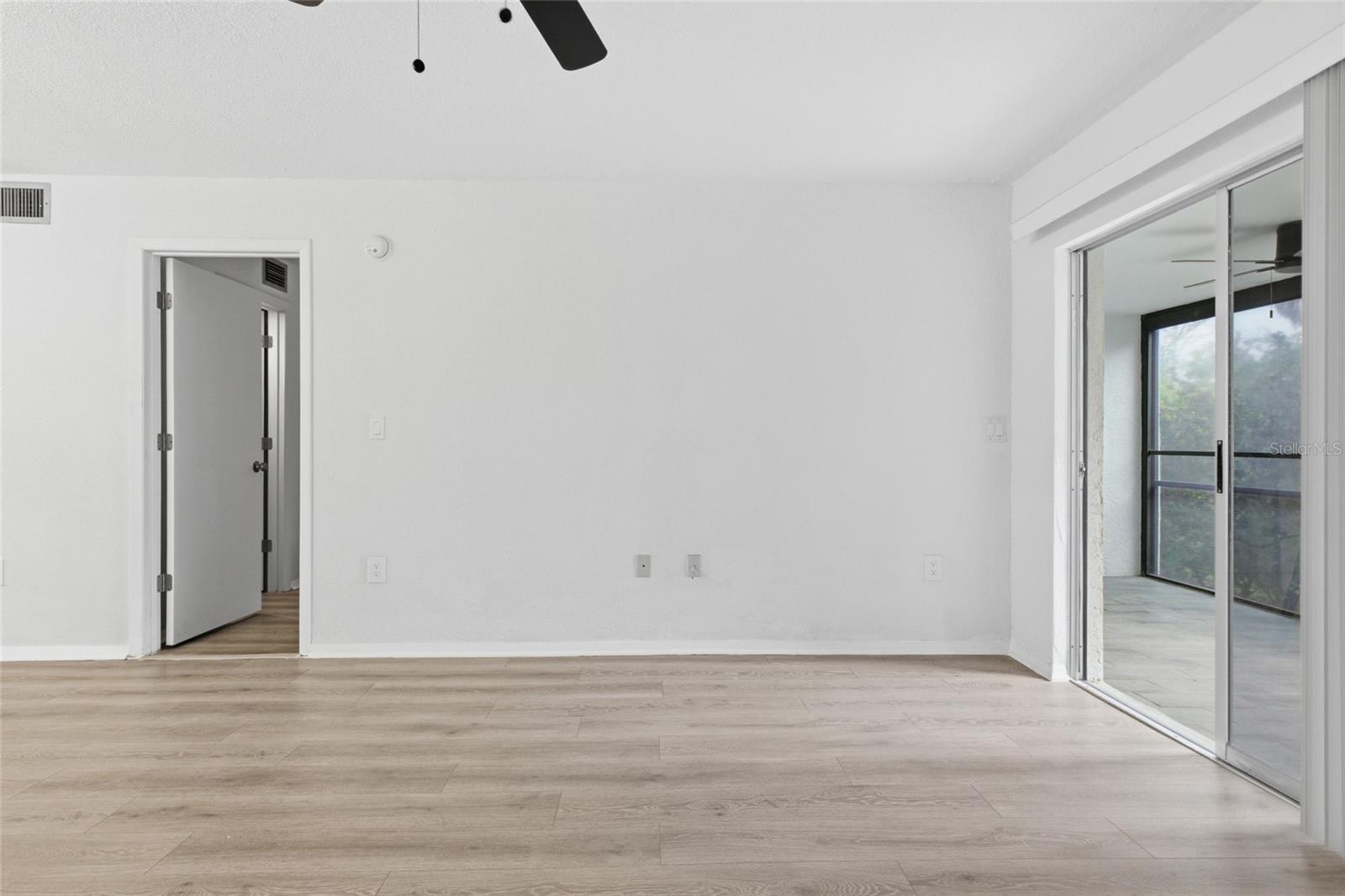 FIDDLERS GREEN PH 01 BLDG 08 - Residential