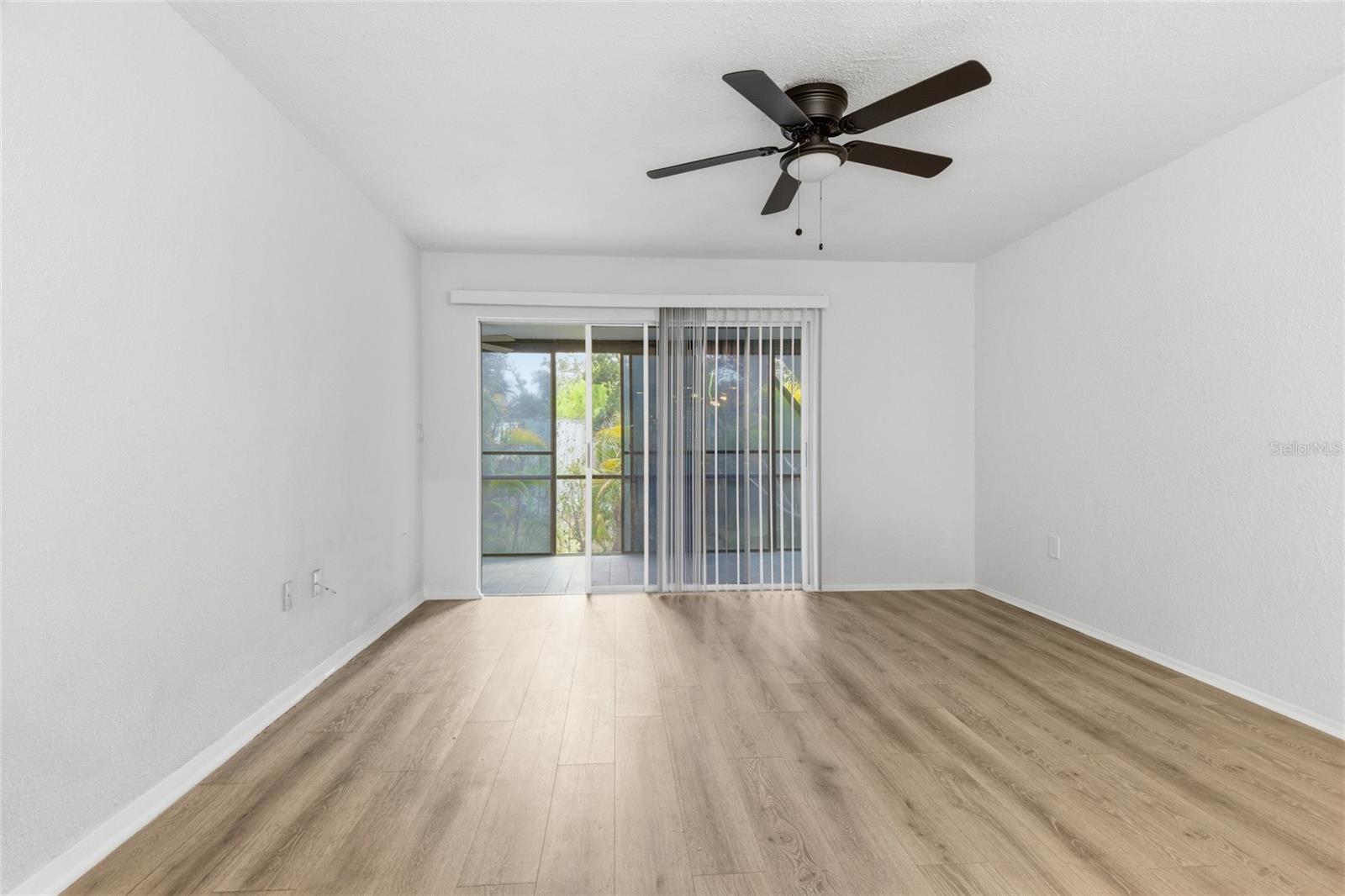FIDDLERS GREEN PH 01 BLDG 08 - Residential
