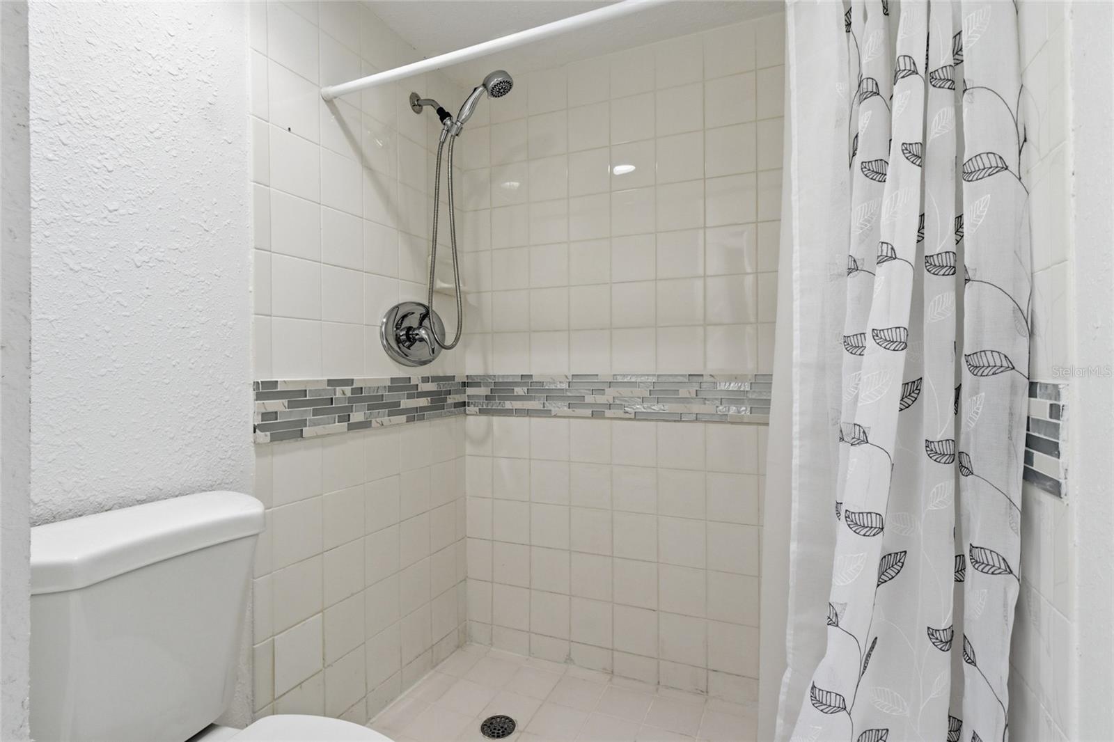 FIDDLERS GREEN PH 01 BLDG 08 - Residential