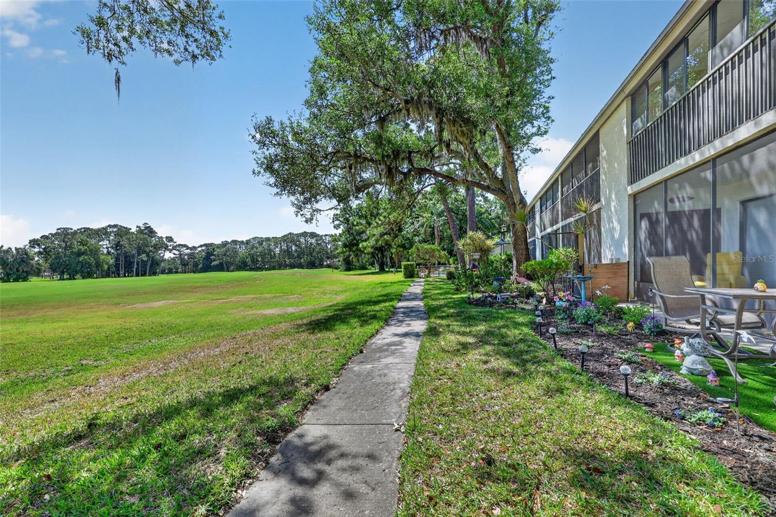 QUAIL HOLLOW - Residential