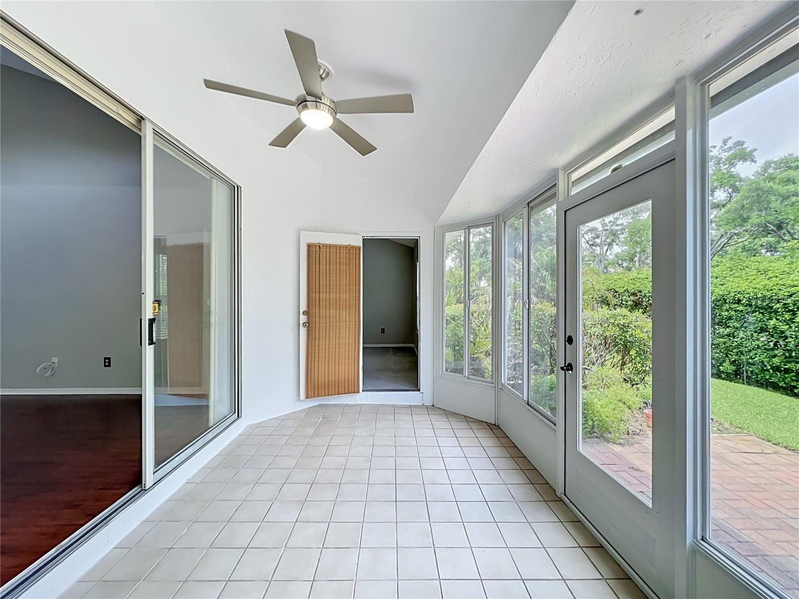RACQUET CLUB VILLAS AT HEATHROW 1 - Residential