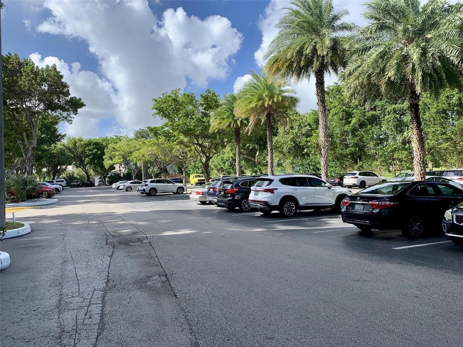 DELVISTA TOWERS CONDO - Residential