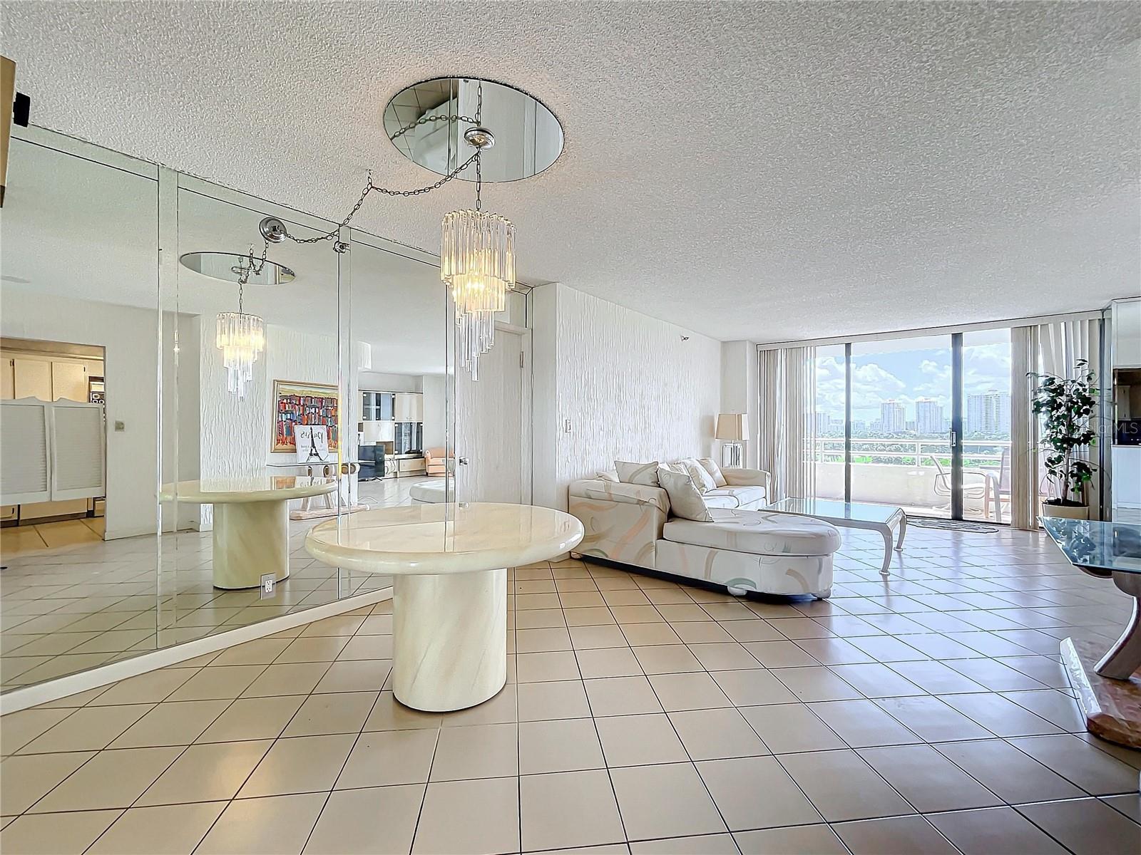 DELVISTA TOWERS CONDO - Residential