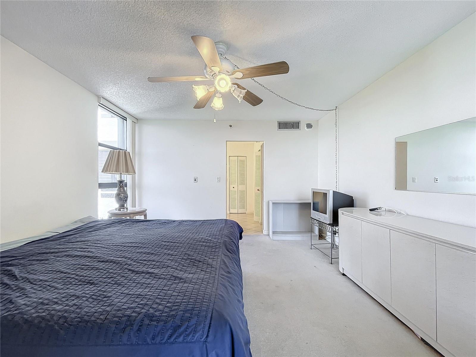 DELVISTA TOWERS CONDO - Residential