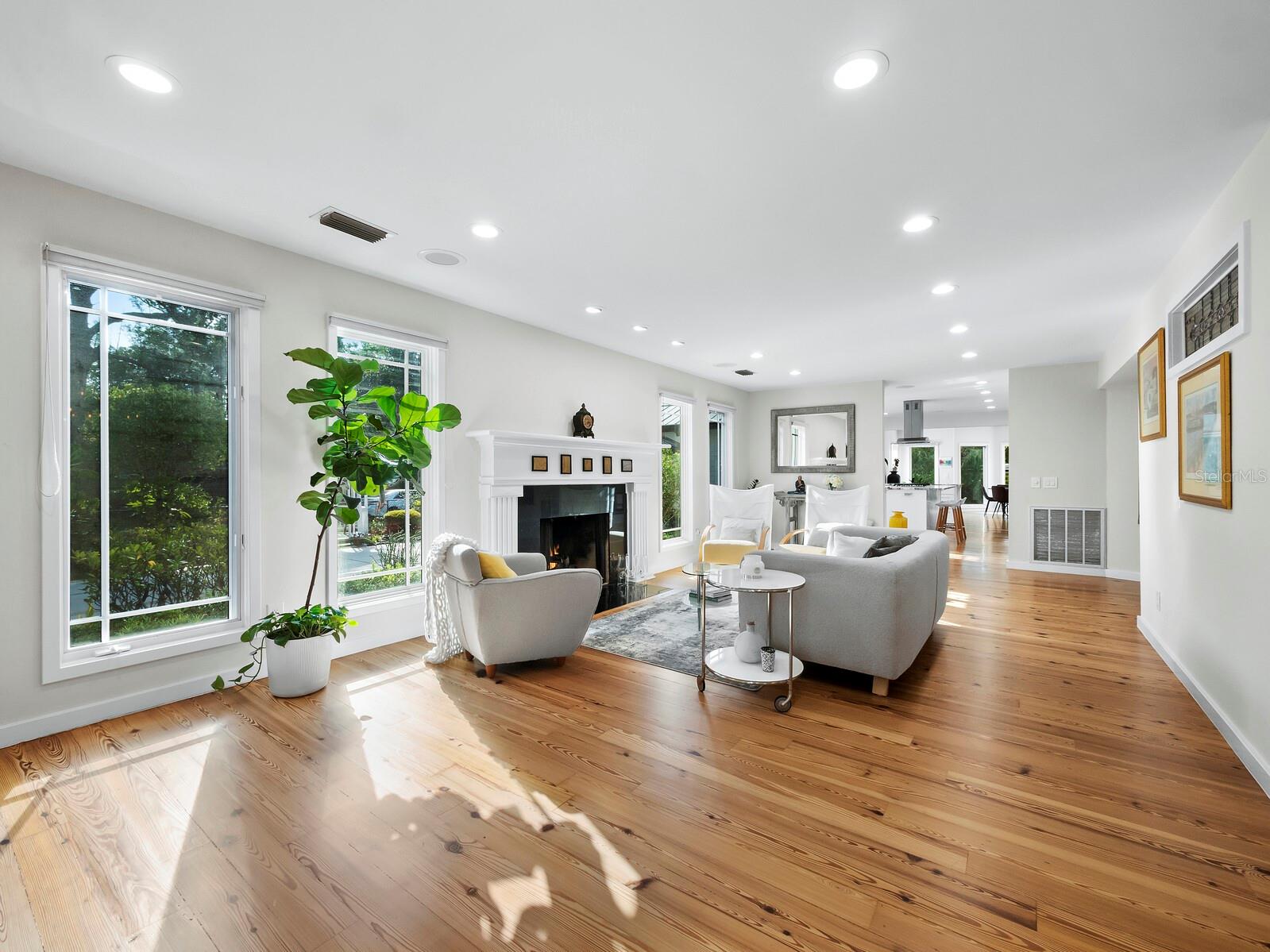 MORTON TERRACE - Residential