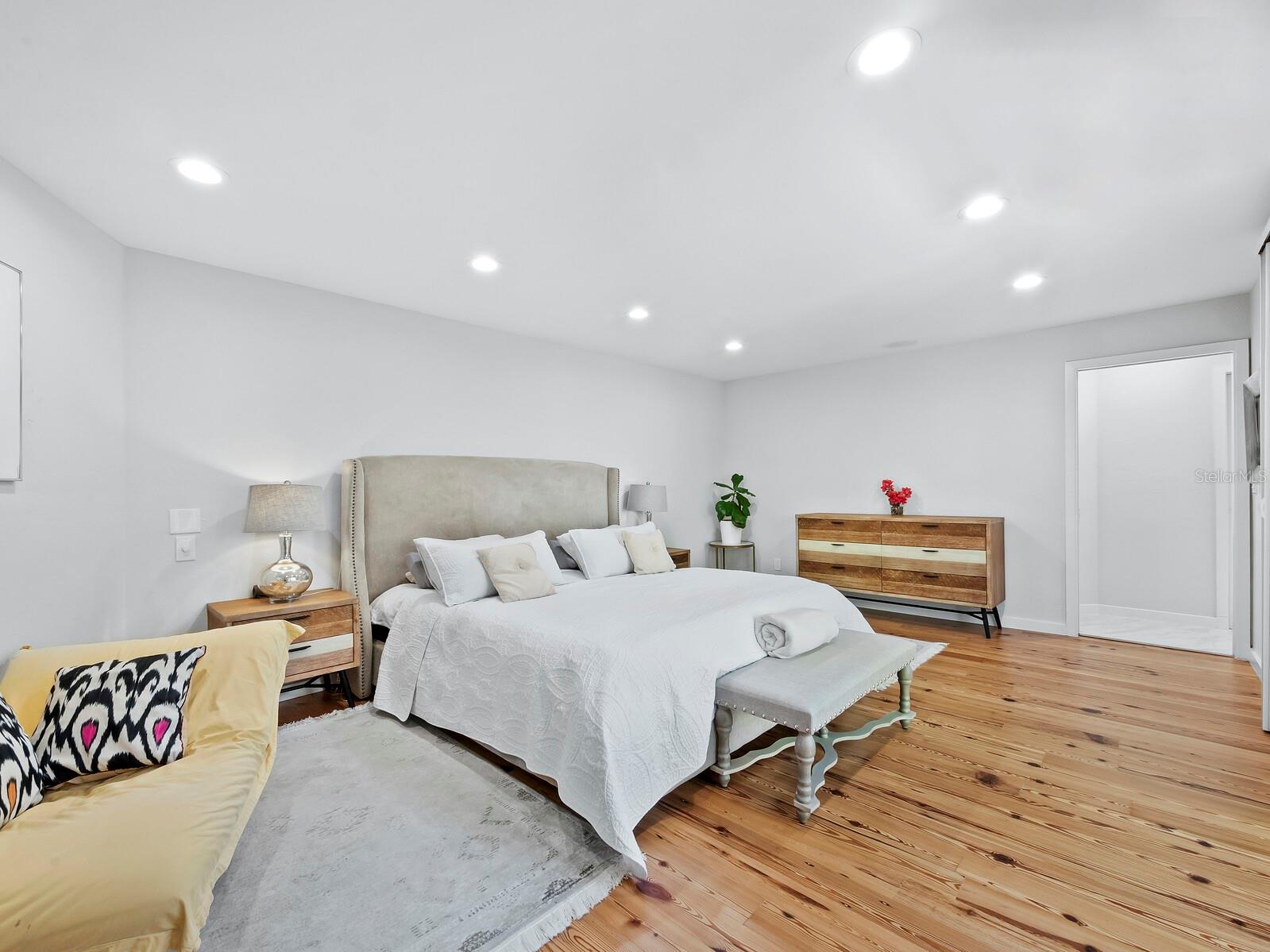 MORTON TERRACE - Residential