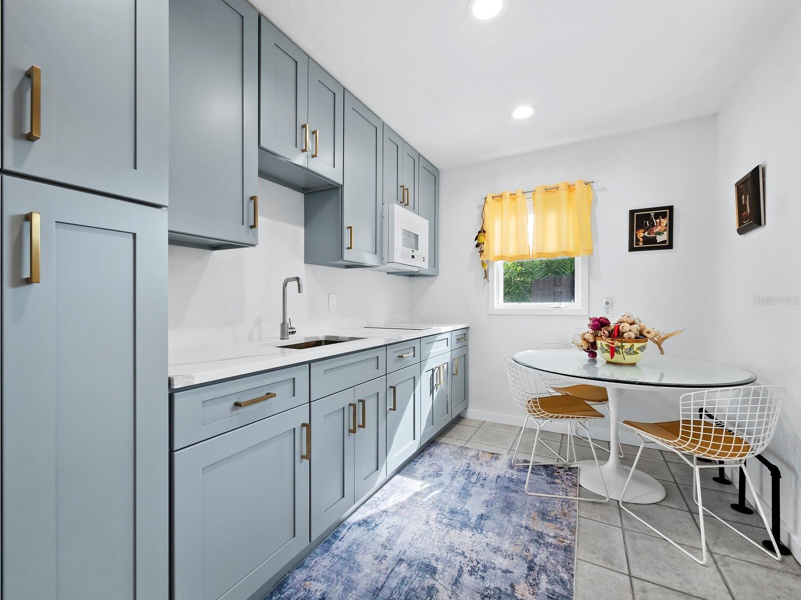 MORTON TERRACE - Residential