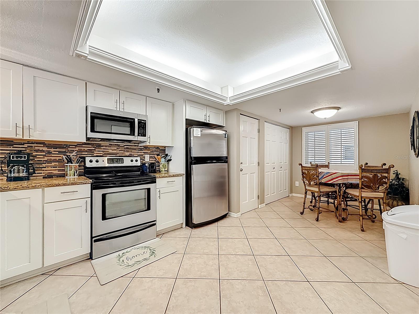 BEACH COTTAGE CONDO - Residential