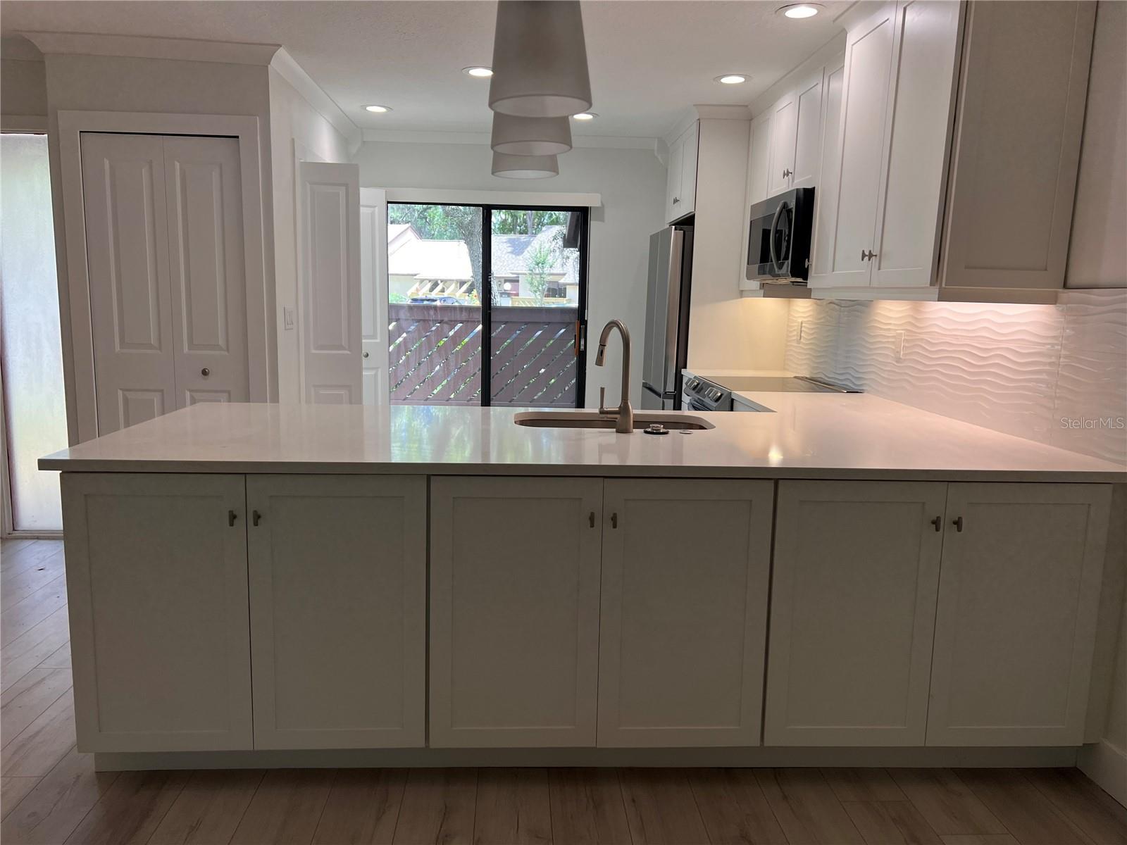 STRATHMORE GATE EAST - Residential