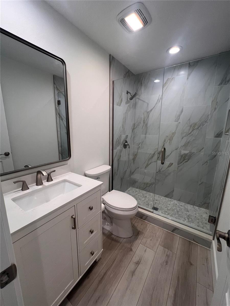 STRATHMORE GATE EAST - Residential