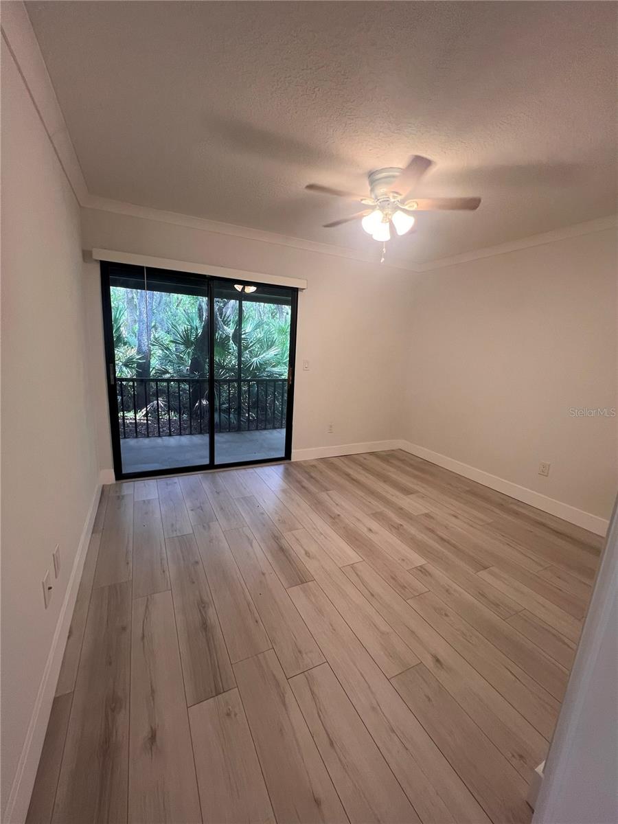 STRATHMORE GATE EAST - Residential