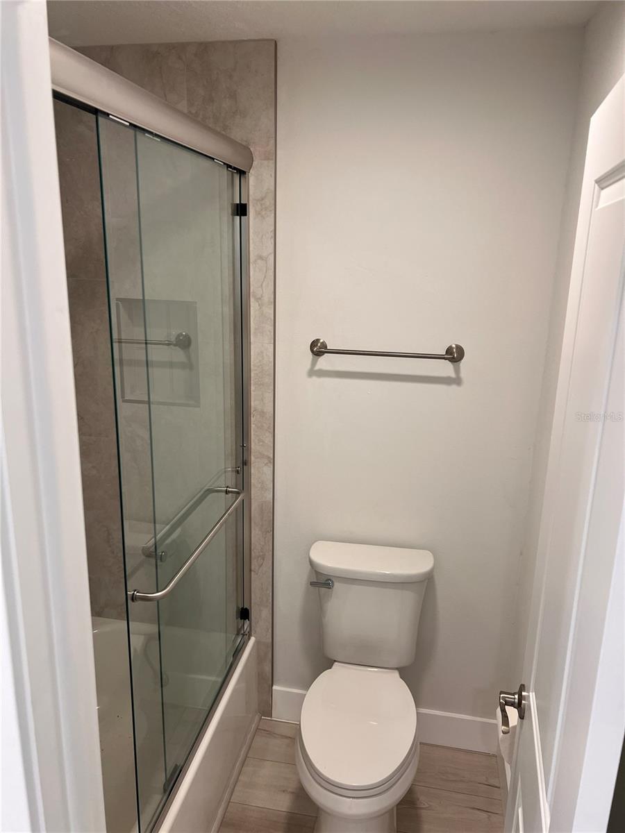 STRATHMORE GATE EAST - Residential