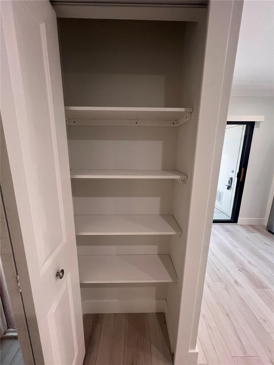 STRATHMORE GATE EAST - Residential