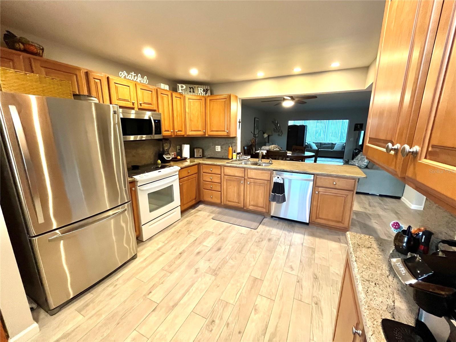 WILDEWOOD SPGS STAGE 3B OF SPRINGDALE - Residential