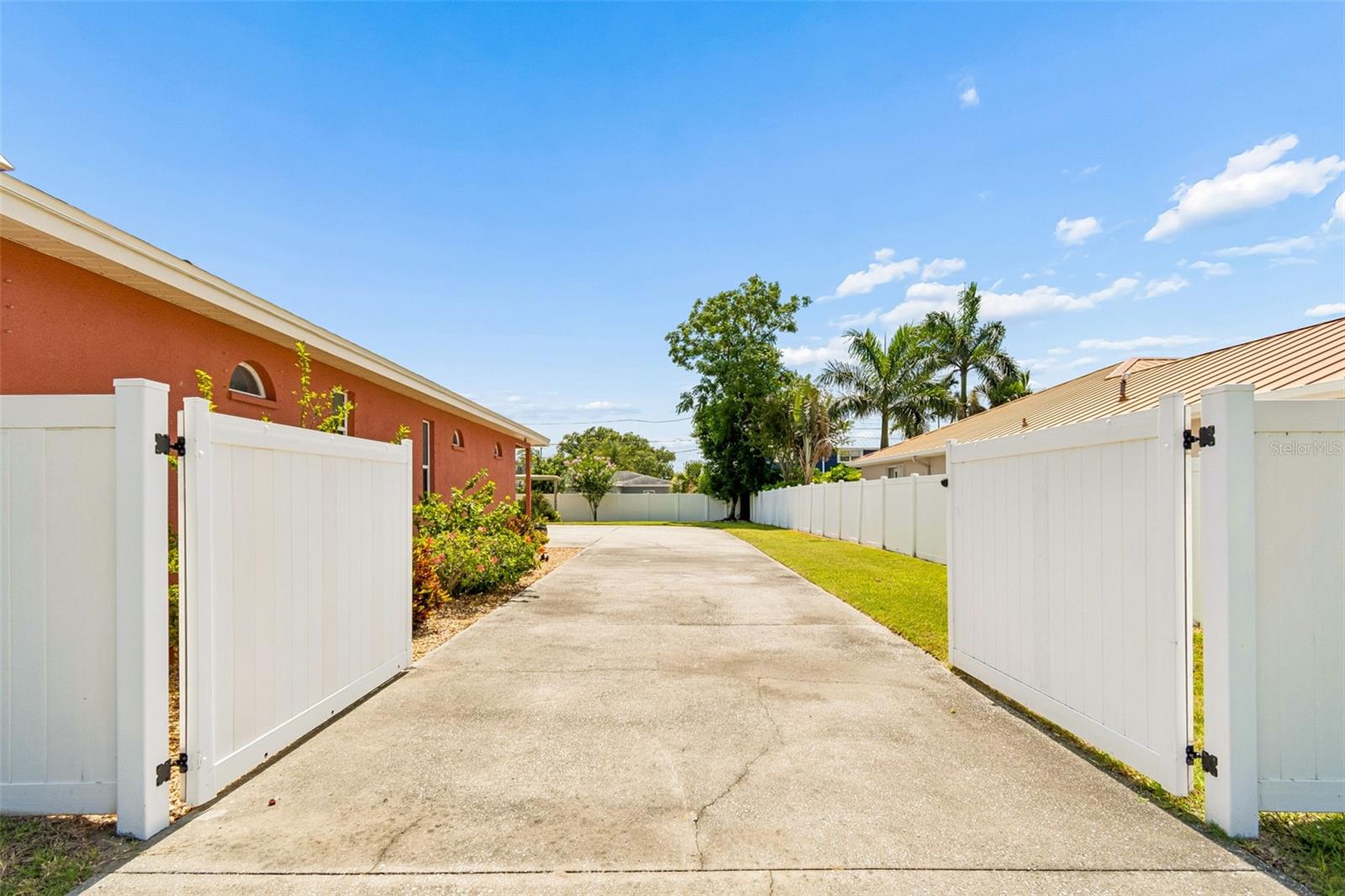 BOULEVARD WOODLANDS - Residential
