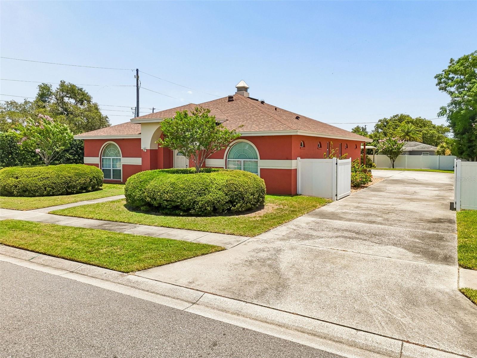 BOULEVARD WOODLANDS - Residential