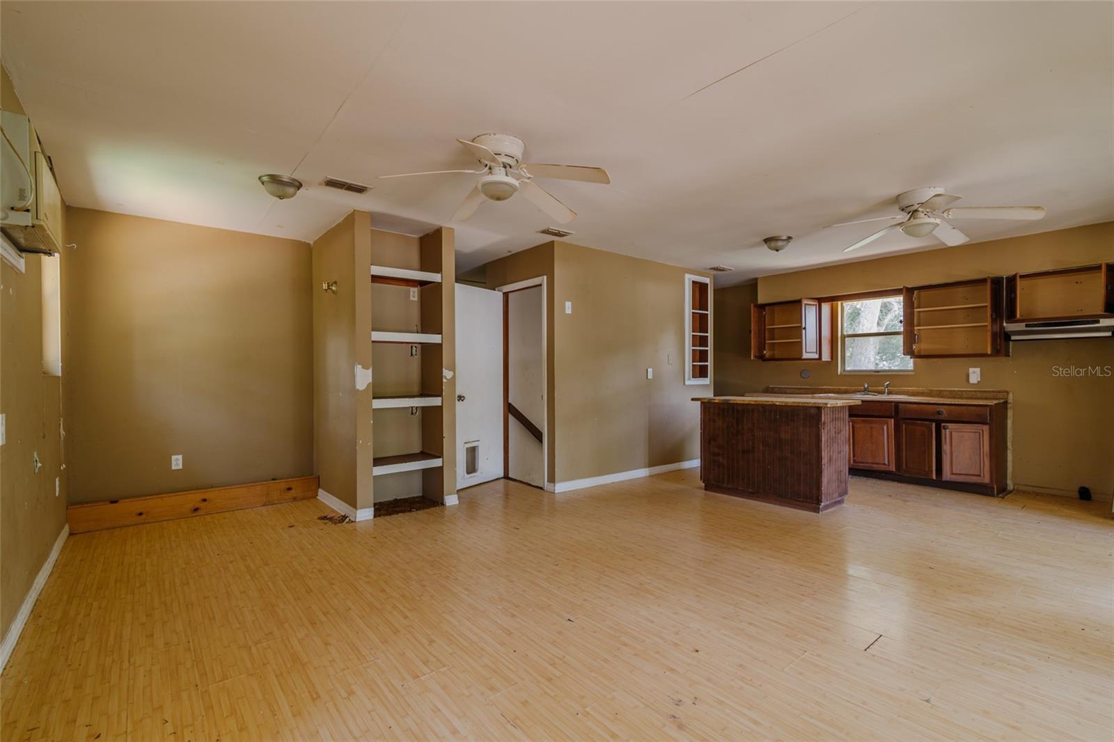 OCALA PARK ESTATE - Residential
