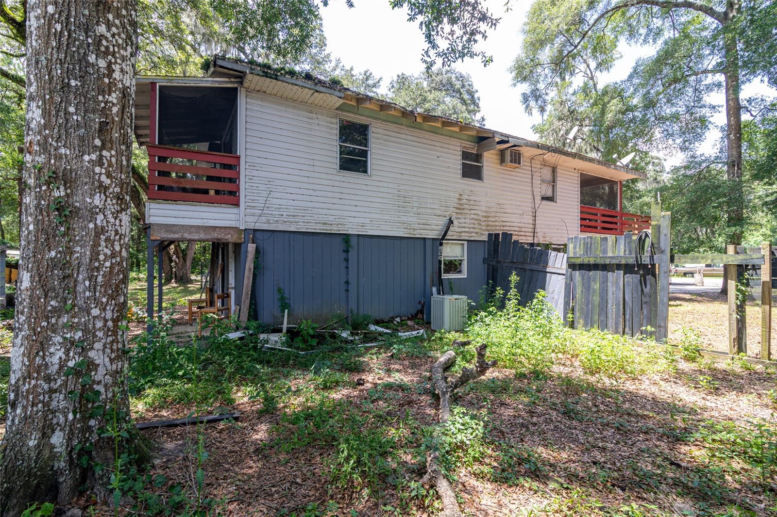 OCALA PARK ESTATE - Residential