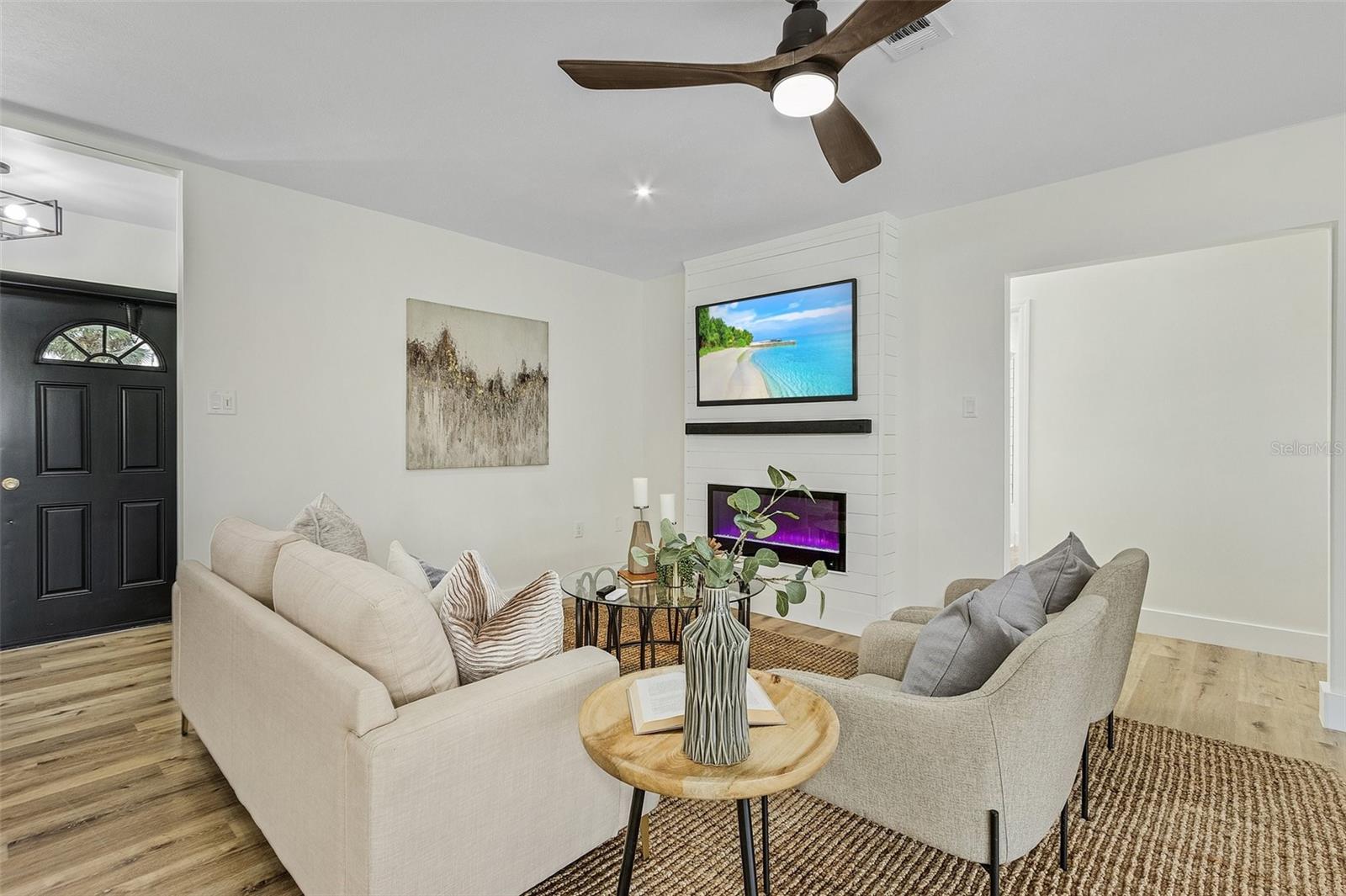 PUNTA GORDA ISLES SEC 04 - Residential Lease