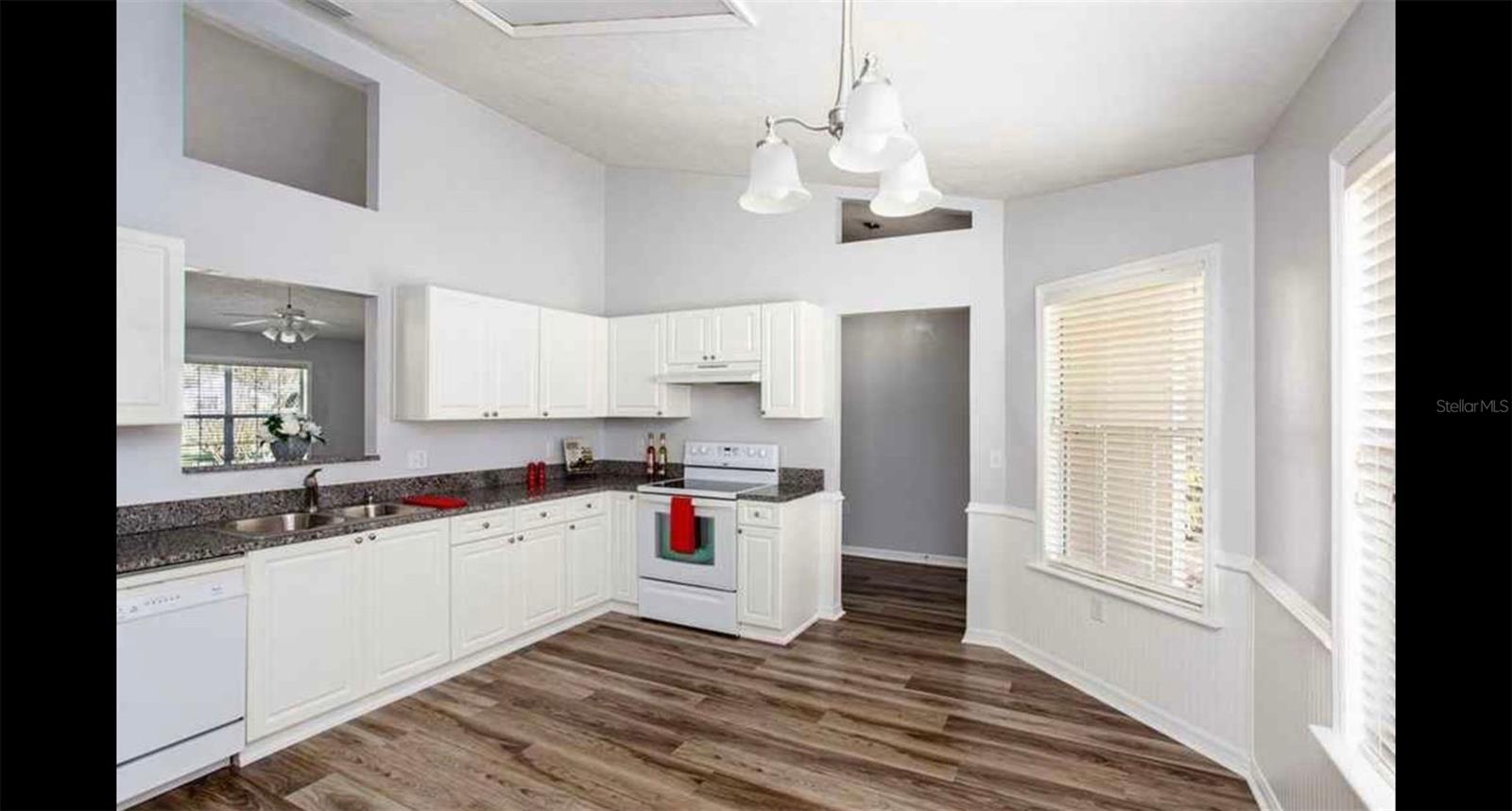 EAGLE POINT CLUSTER PH 2 - Residential Lease