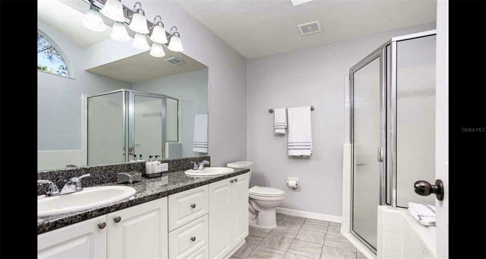 EAGLE POINT CLUSTER PH 2 - Residential Lease