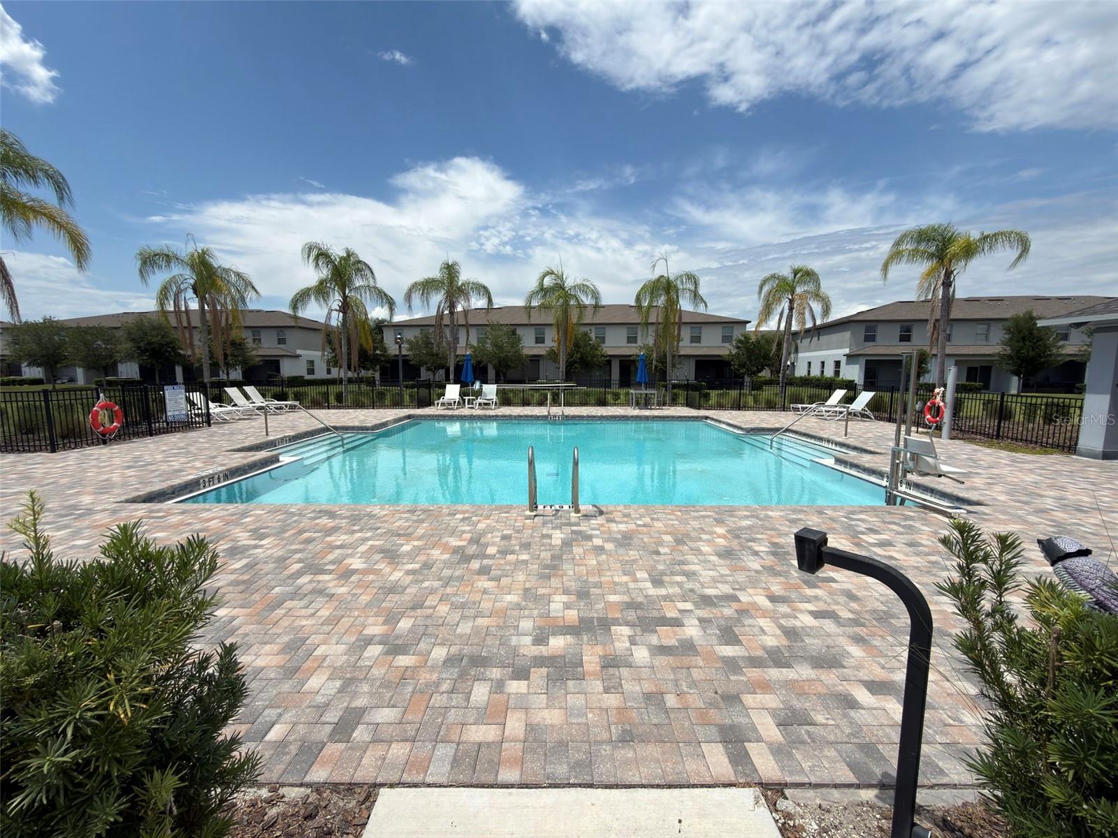 CYPRESS CREEK TOWNHOMES - Residential Lease