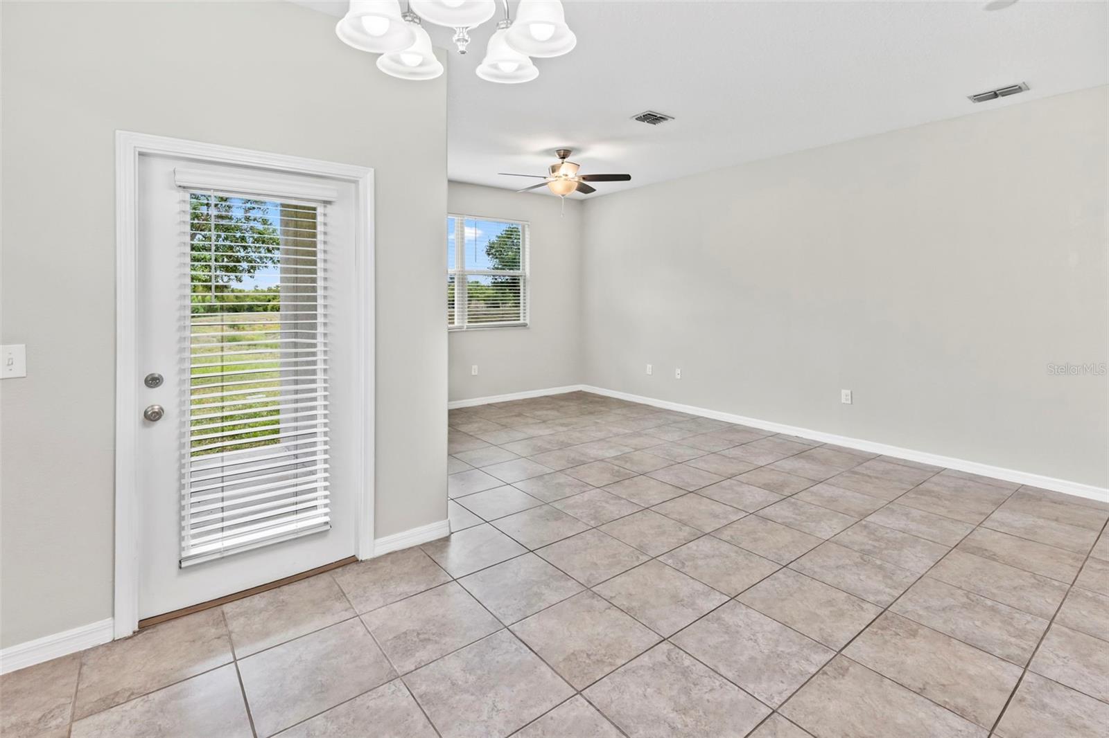 CYPRESS CREEK TOWNHOMES - Residential Lease