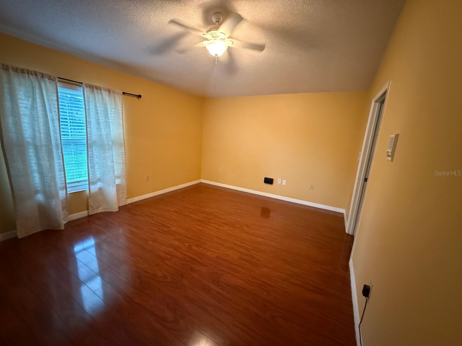 MORELAND ESTATES PH 3 - Residential Lease