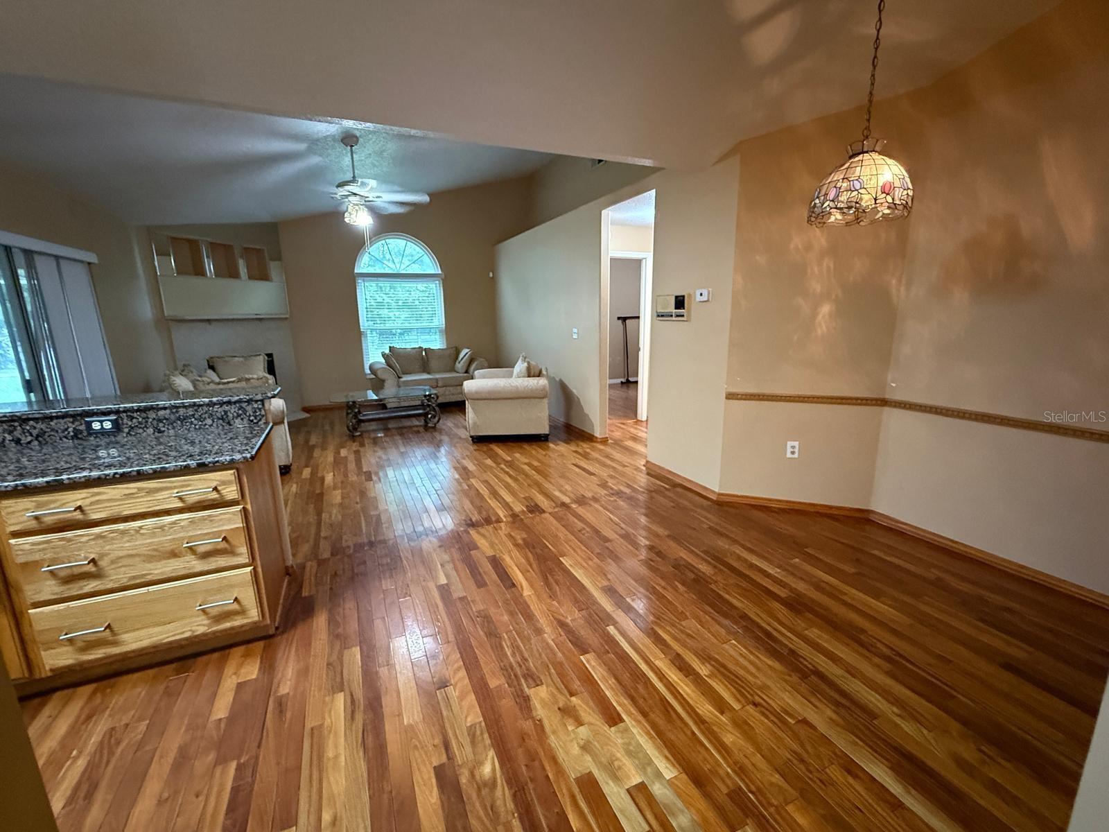 MORELAND ESTATES PH 3 - Residential Lease
