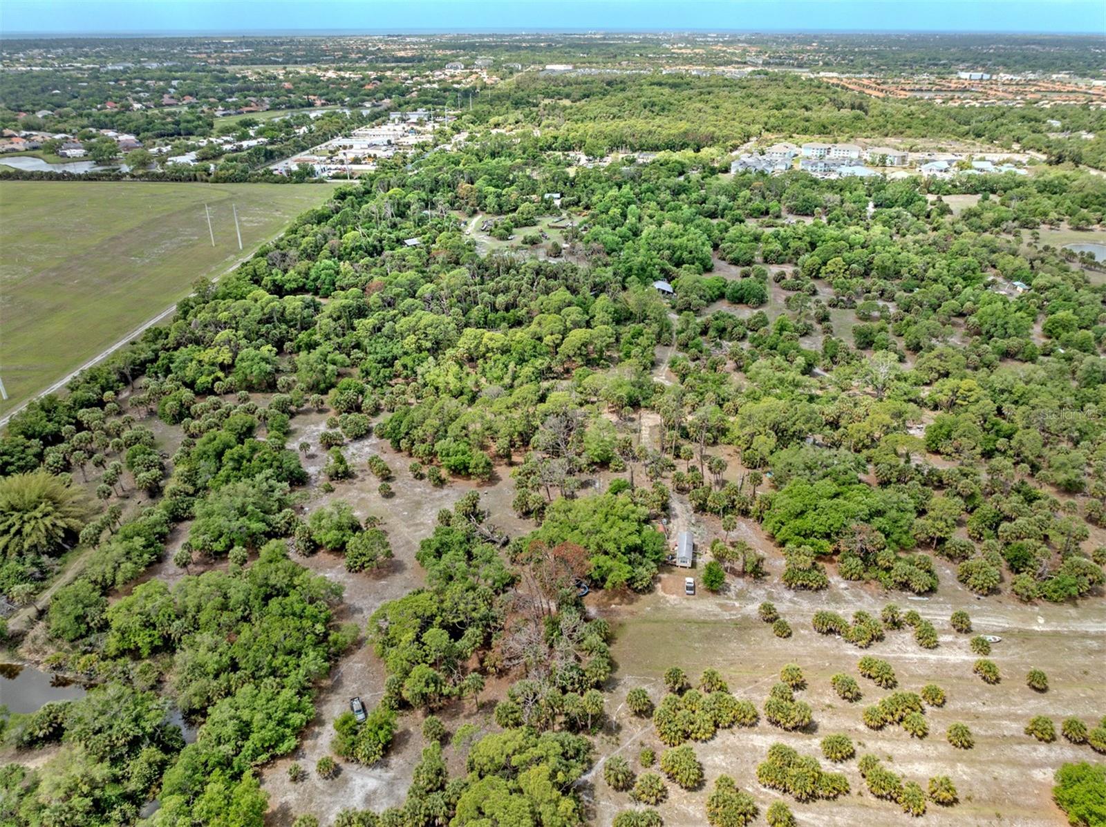VENICE FARMS - Land