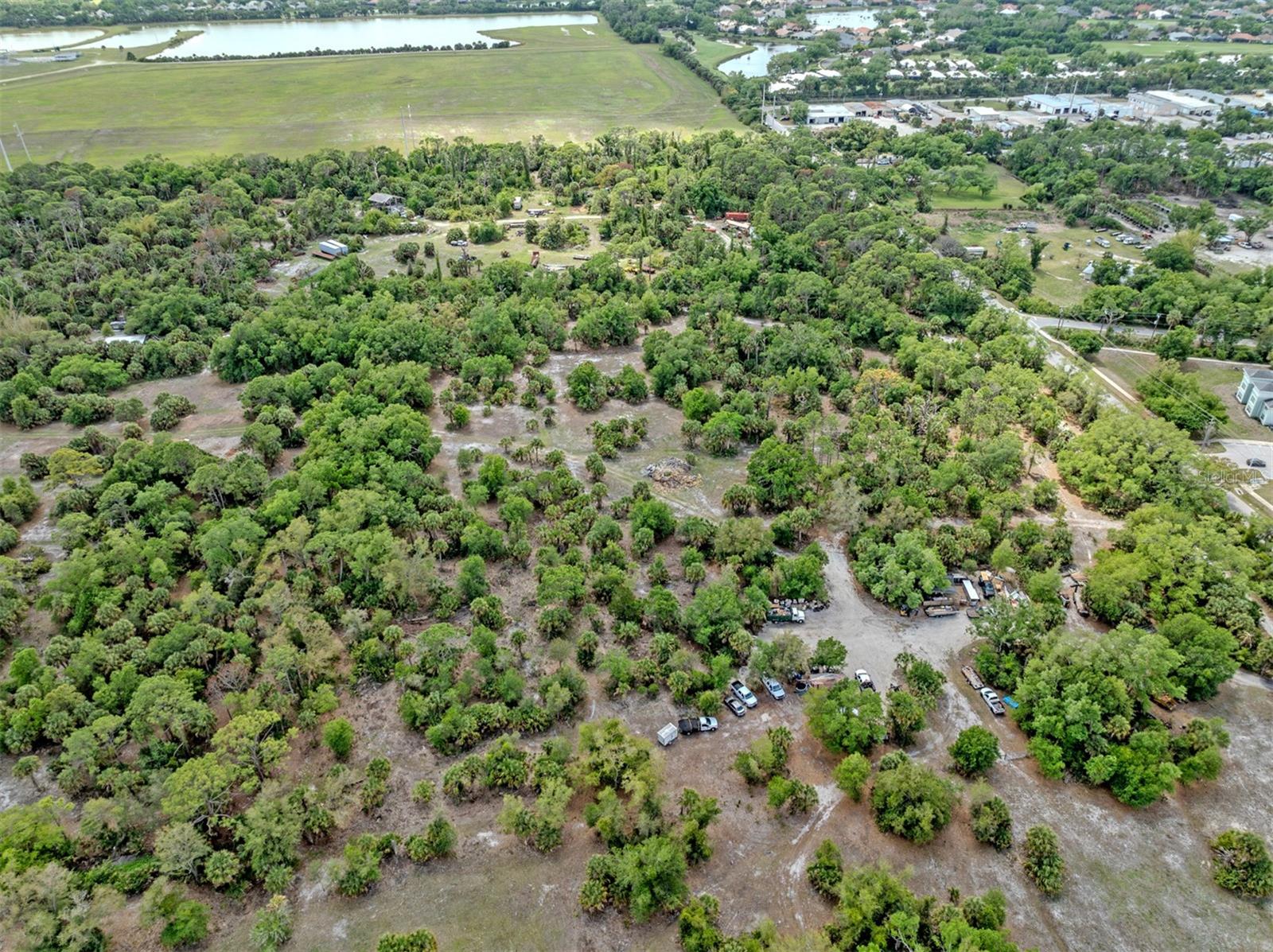 VENICE FARMS - Land