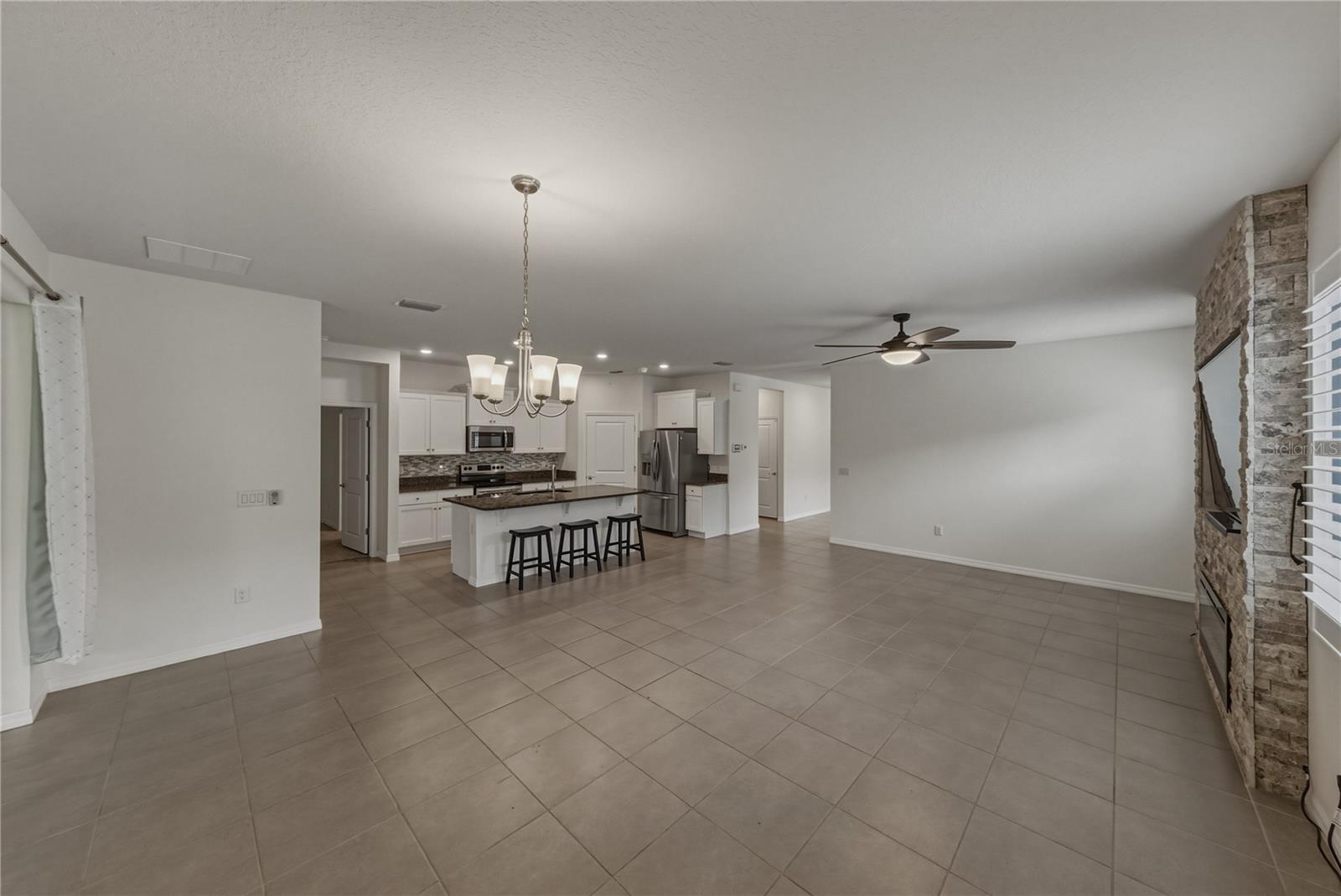 LAKE JOVITA GOLF & COUNTRY CLUB - Residential