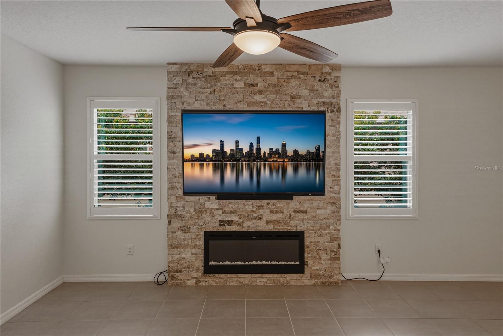 LAKE JOVITA GOLF & COUNTRY CLUB - Residential