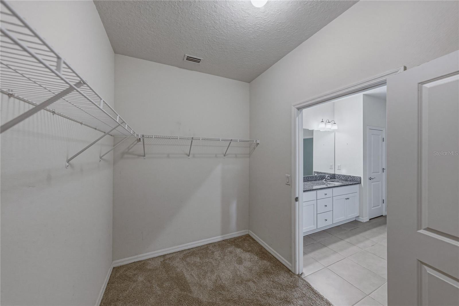 LAKE JOVITA GOLF & COUNTRY CLUB - Residential