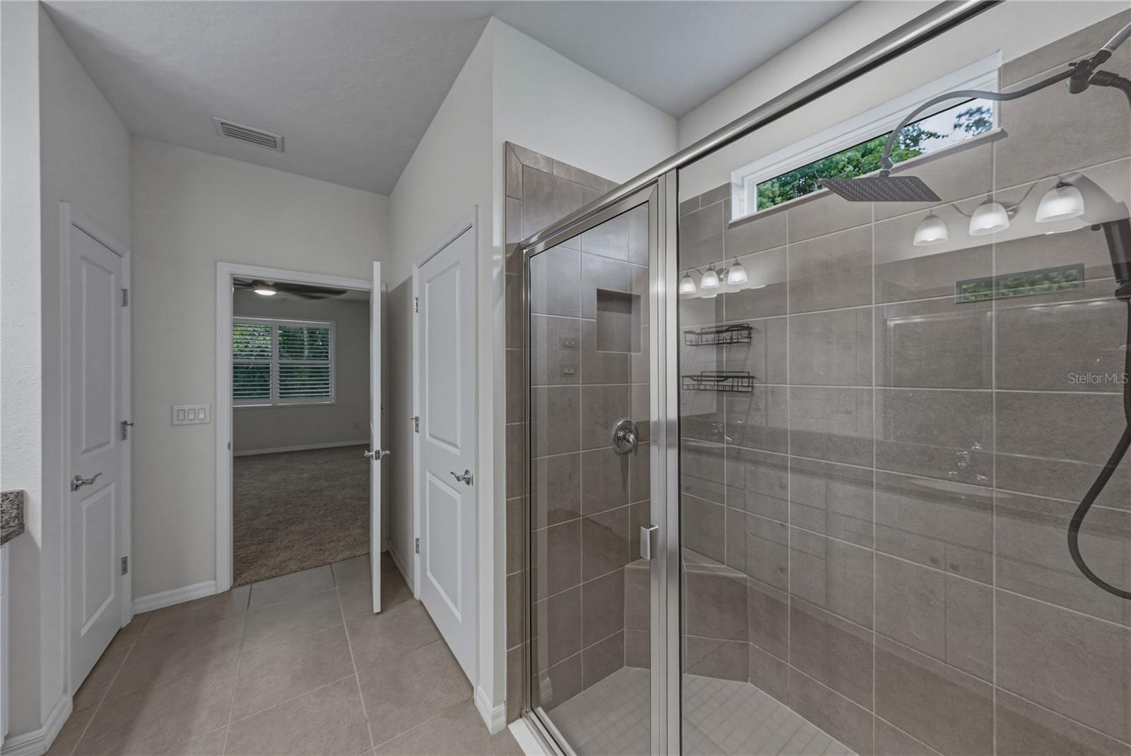 LAKE JOVITA GOLF & COUNTRY CLUB - Residential