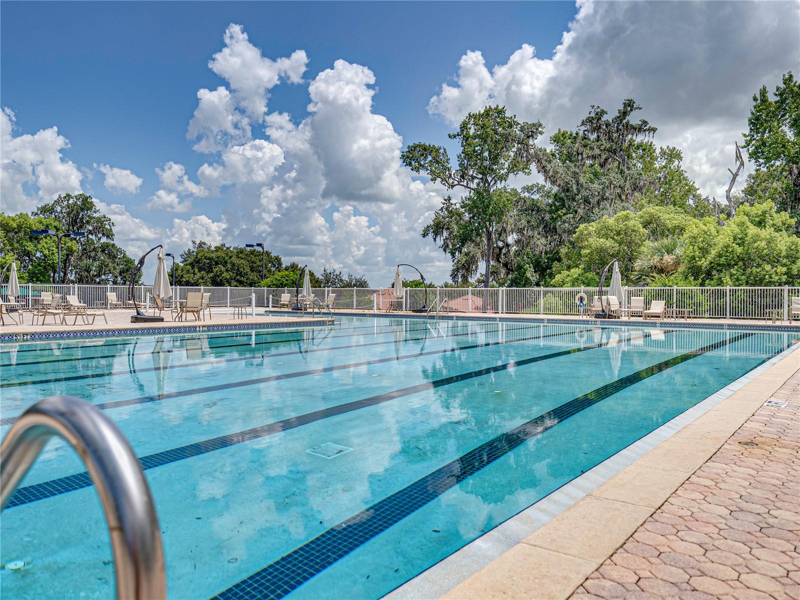 LAKE JOVITA GOLF & COUNTRY CLUB - Residential