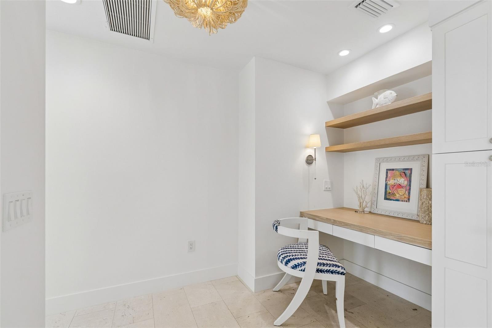 SHORE ACRES EDGEWATER SEC - Residential