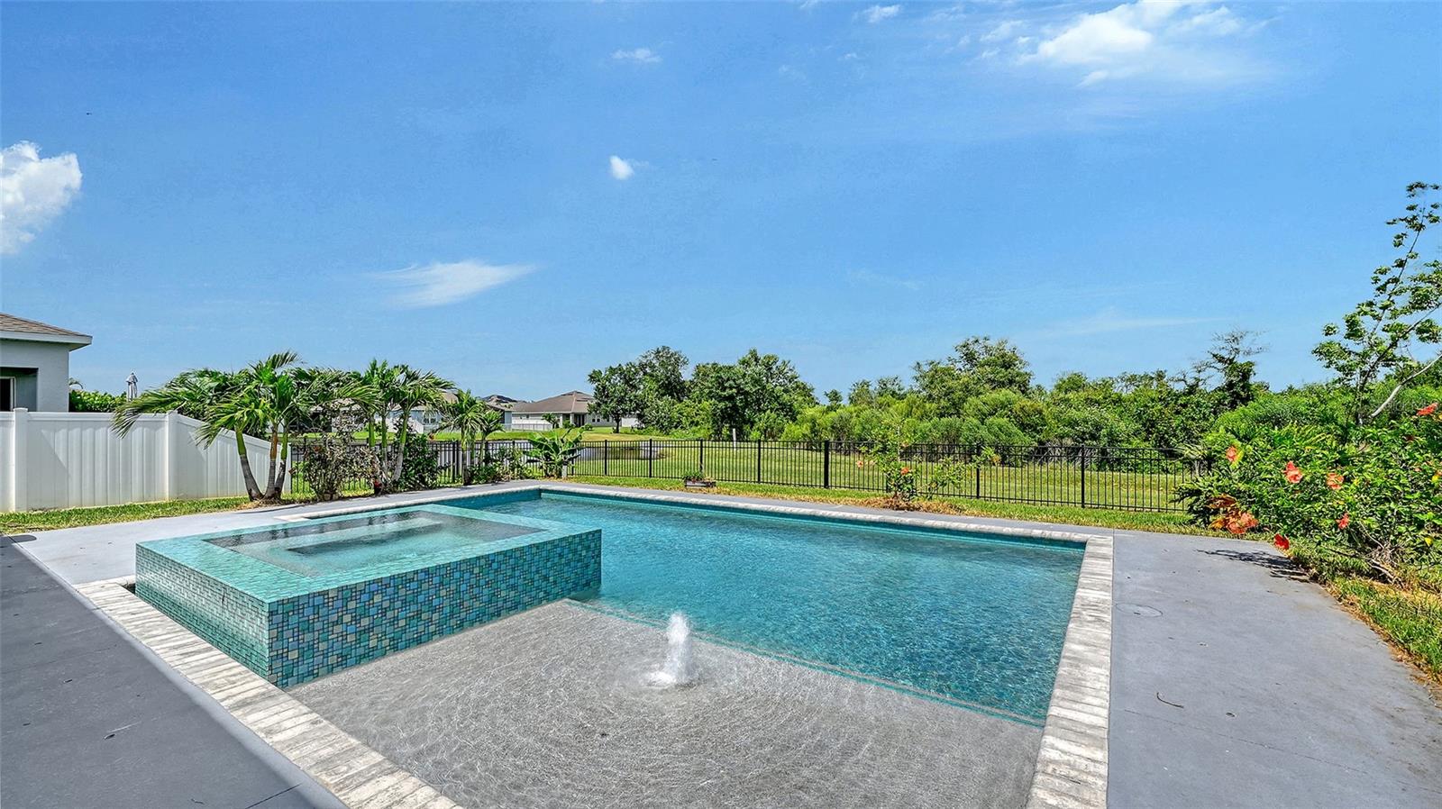 WILLOW BEND PH IA - Residential