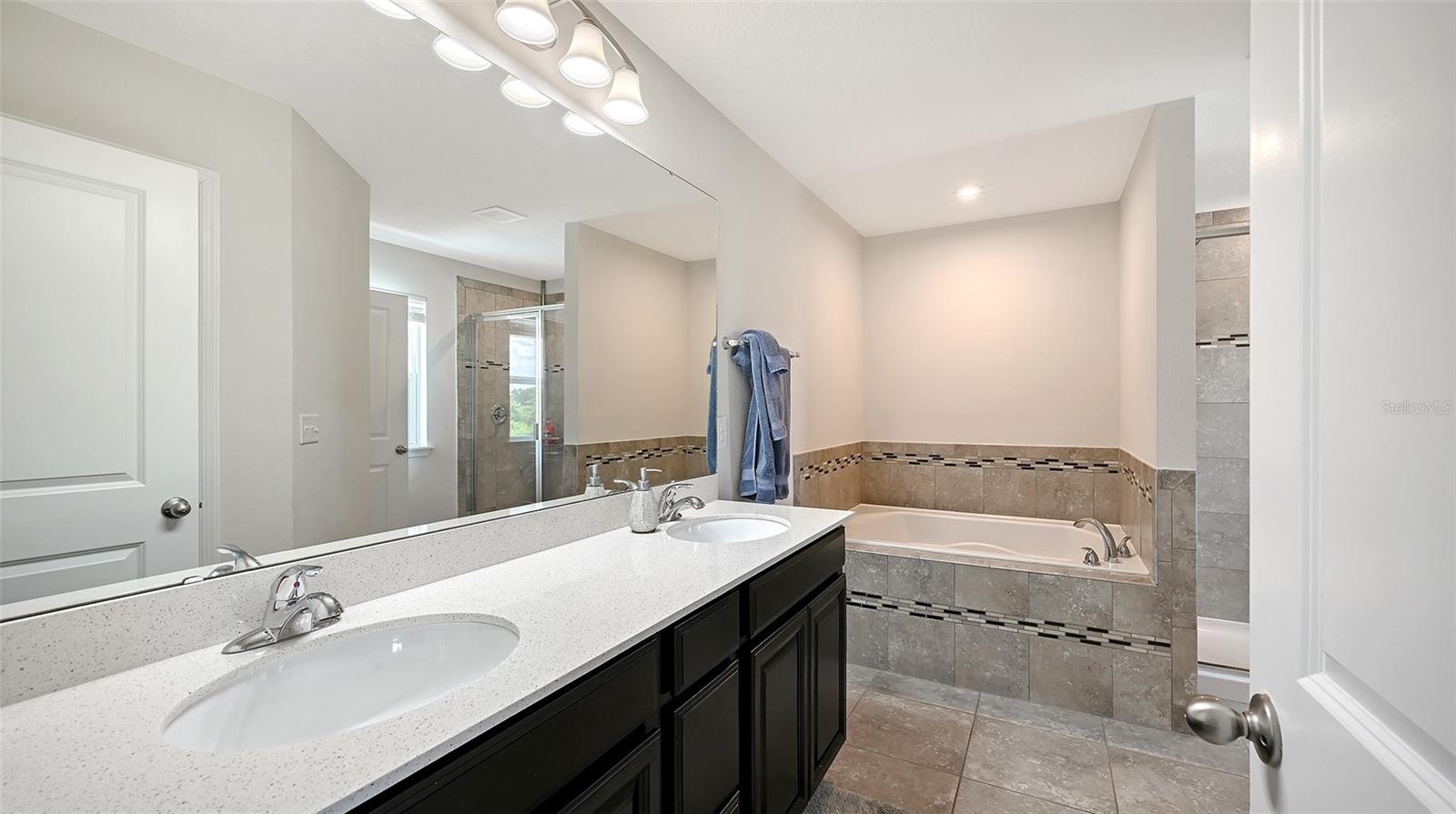 WILLOW BEND PH IA - Residential