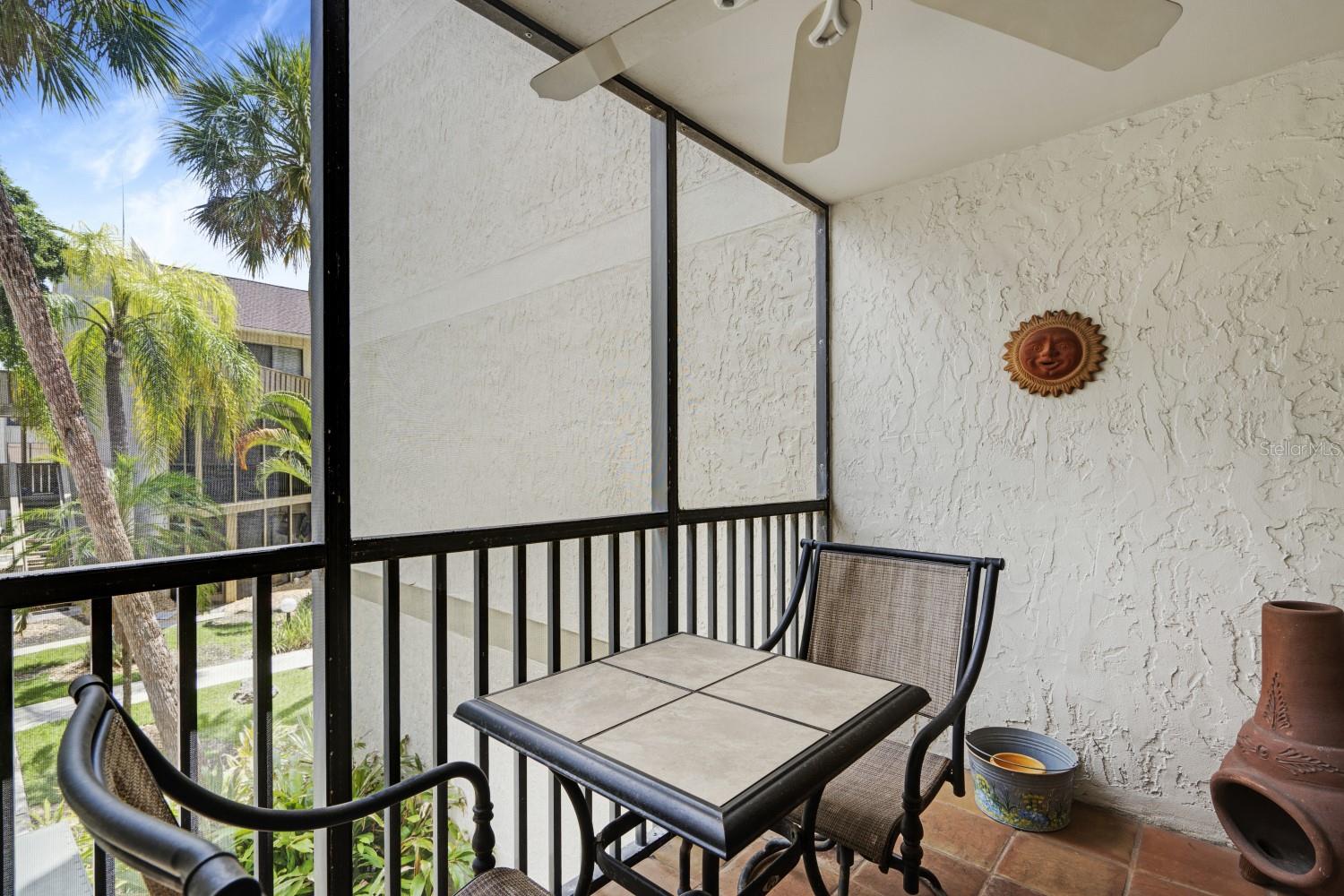 BAY OAKS - Residential