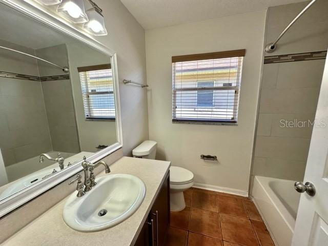 EAGLE POINTE - Residential Lease