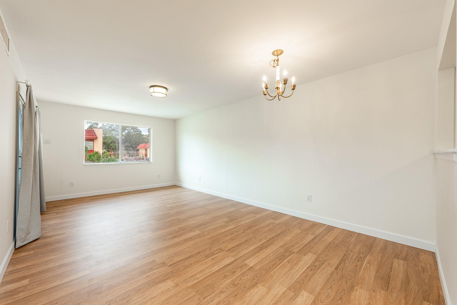 OAK SHADOWS CONDO - Residential