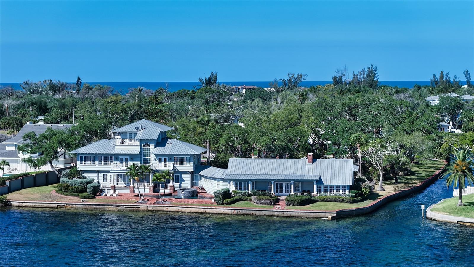 SIESTA PROPERTIES INC - Residential