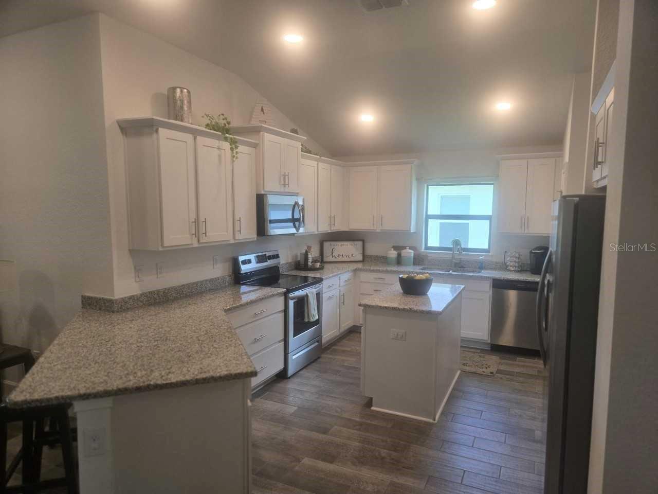 AVIARY AT RUTLAND RANCH PH IA & IB - Residential