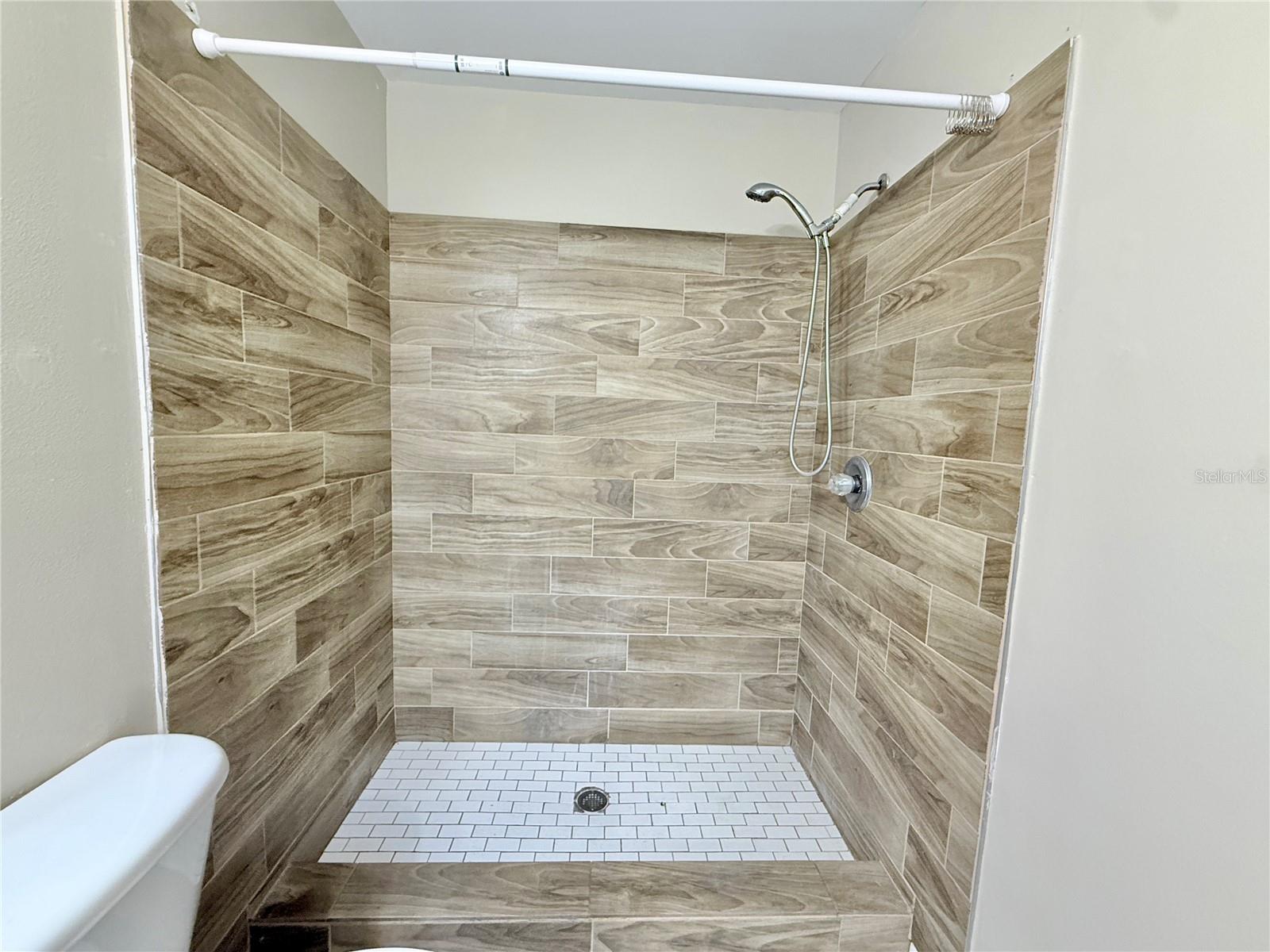 WINTER RIDGE CONDO - Residential Lease