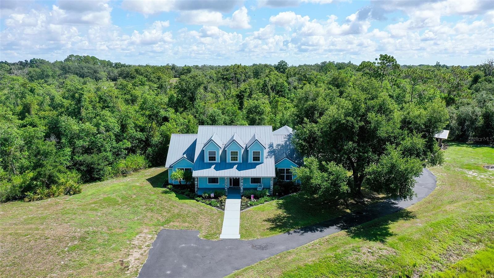 MAGNOLIA HILL - Residential