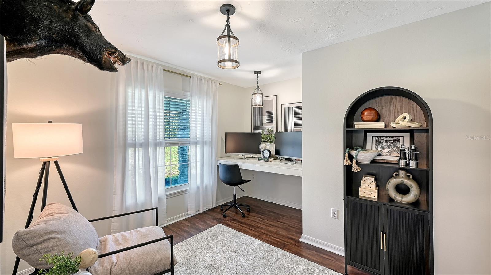 MAGNOLIA HILL - Residential