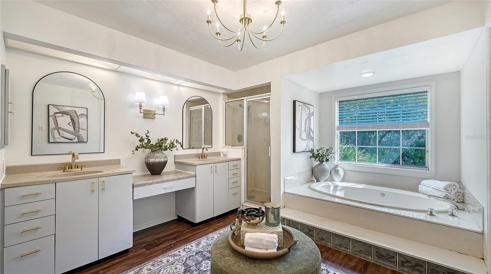 MAGNOLIA HILL - Residential