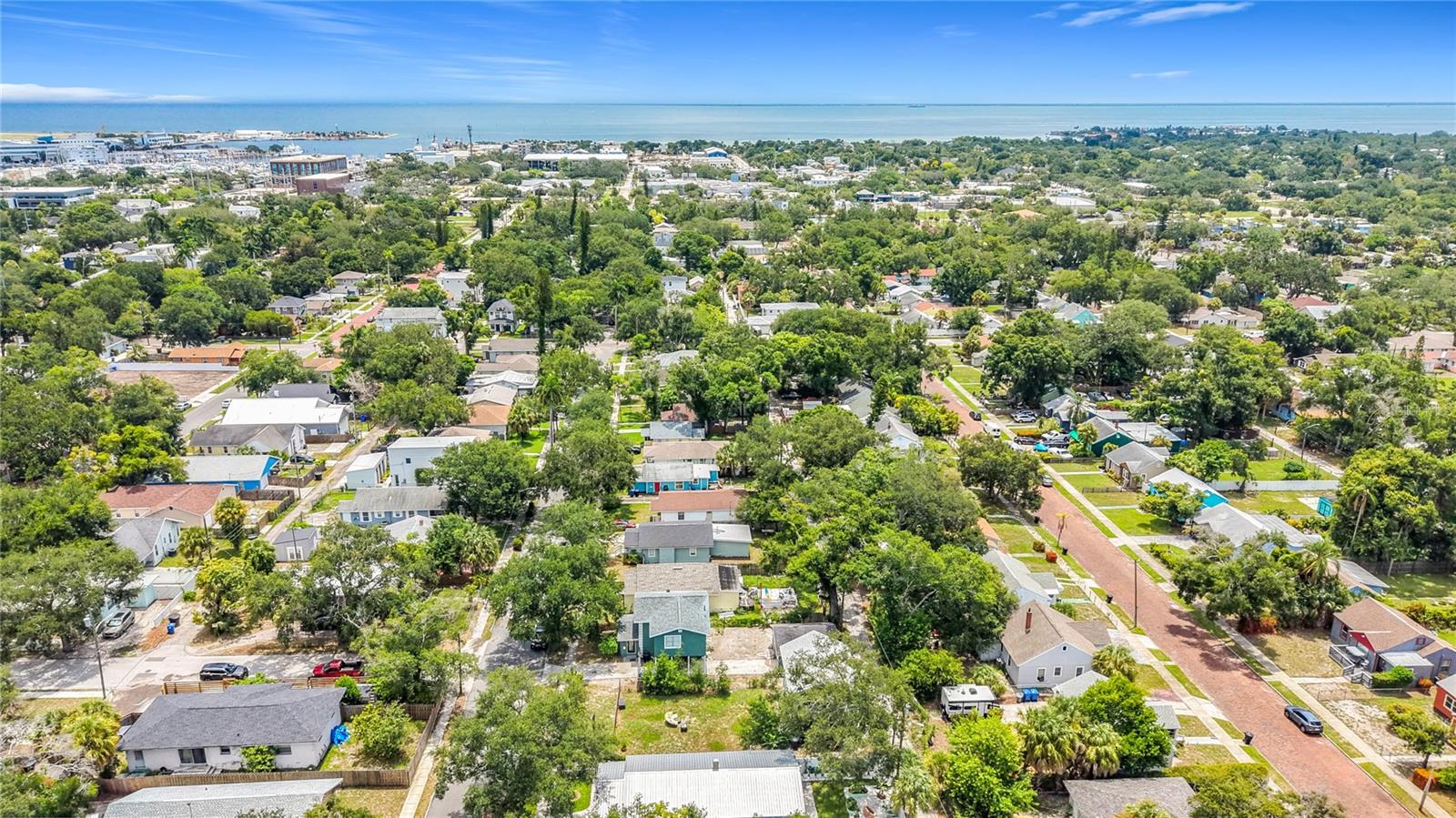 BUENA VISTA - Residential Income